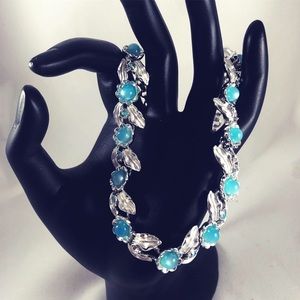 VINTAGE 1950s Light Blue Floral Choker Silver Tone